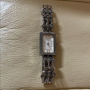 Ladies 1928 Silver Rectangular Watch with White Dial. Works great